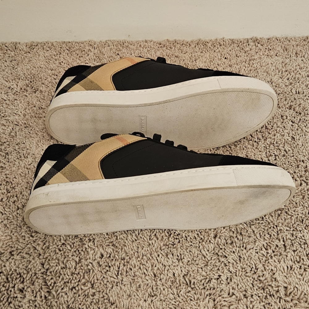 Burberry Black and Tan Men's Sneakers - Picture 5 of 6